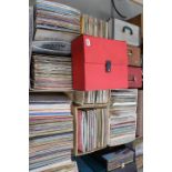 Pallet containing a quantity of vinyl records