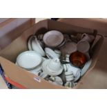 Box containing quantity of Royal Doulton crockery