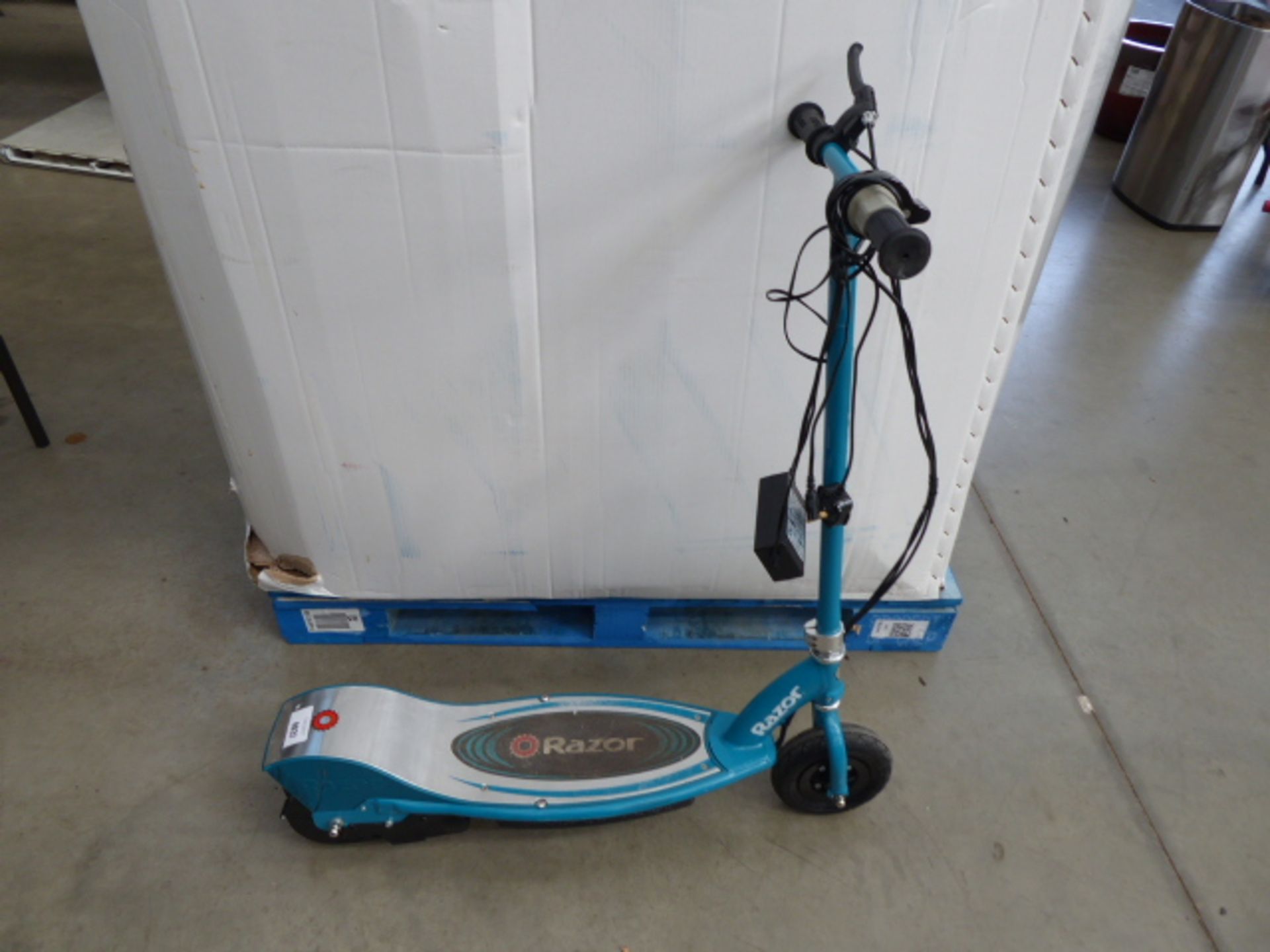 Blue Razor electric scooter with battery pack