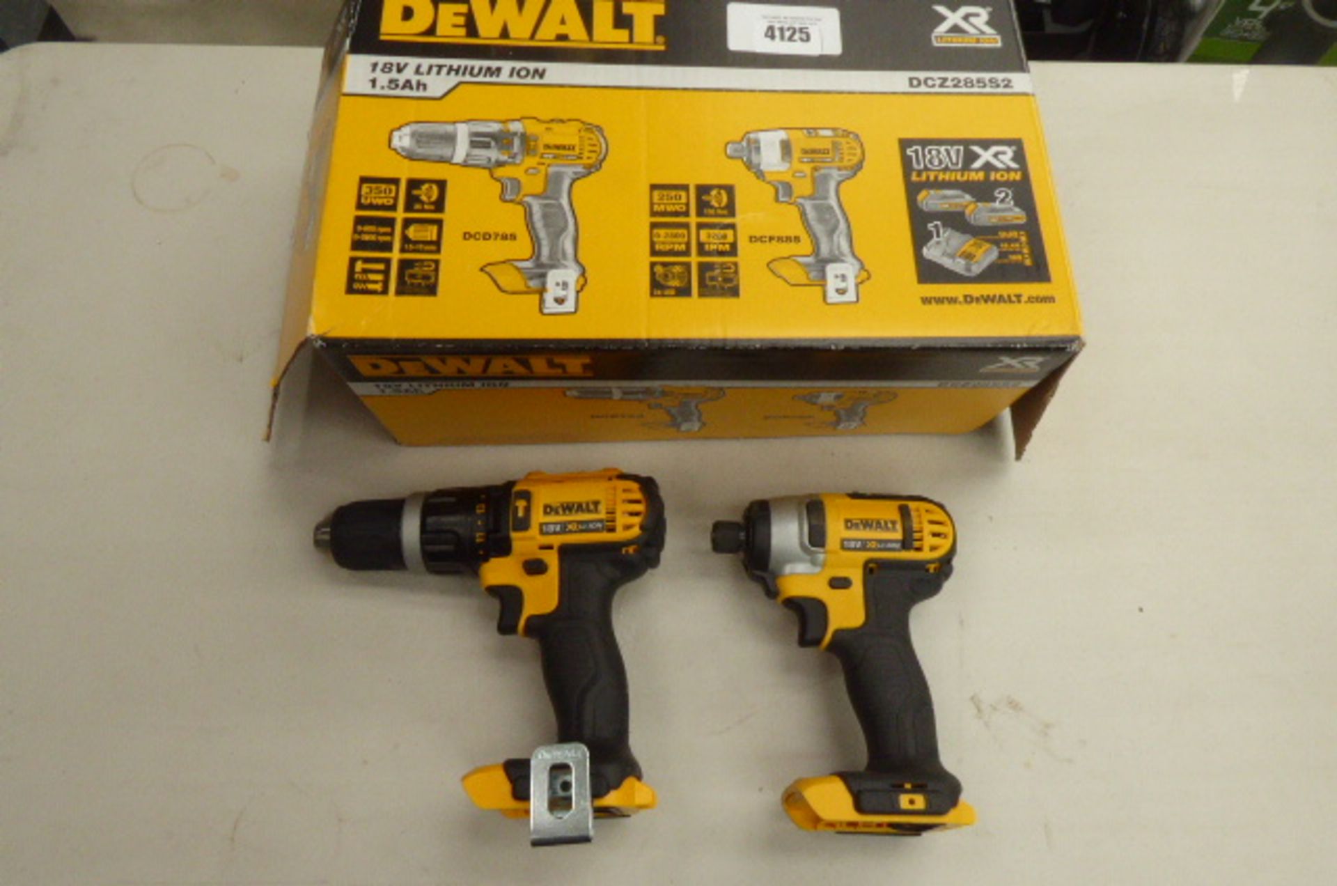 Boxed Dewalt set of 2 drills (no battery pack or charger)