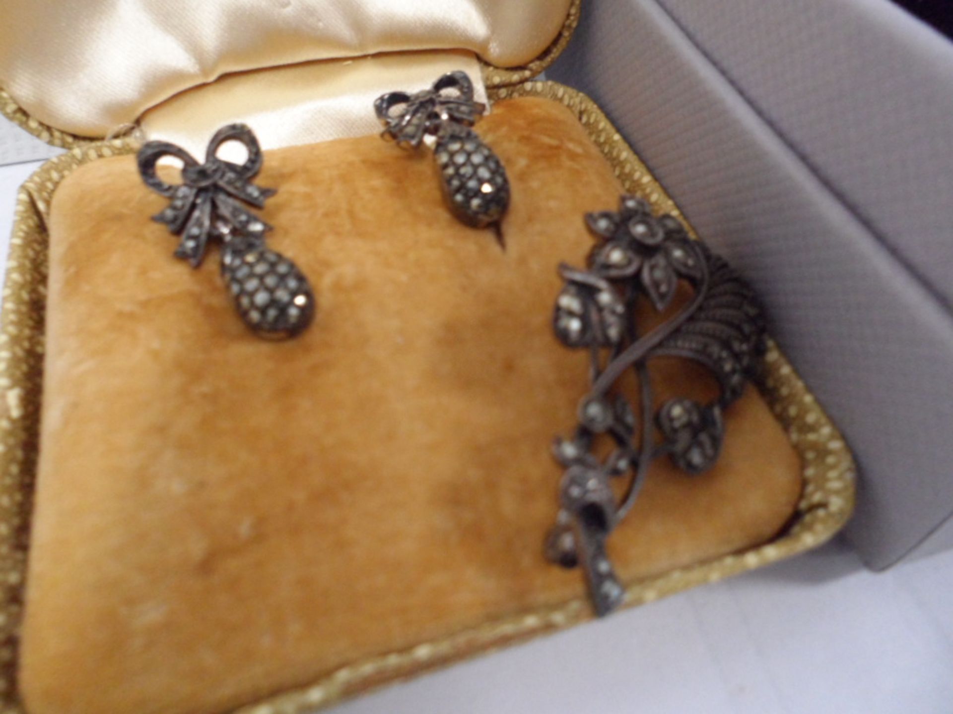 Bag containing jewellery by Calvin Klein, Warren James, Pandora, etc - Image 3 of 3