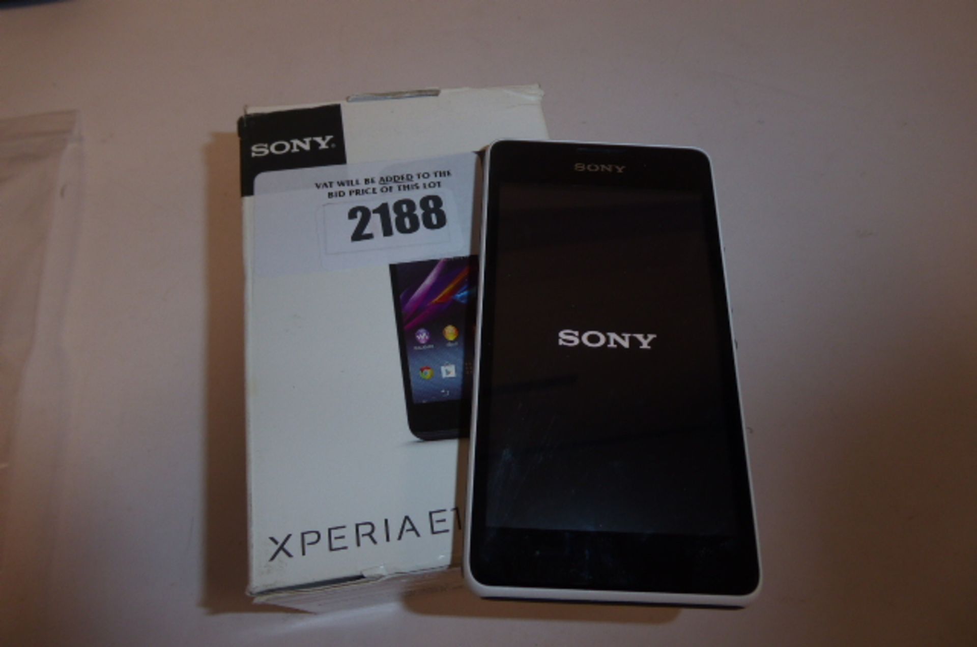 Sony Xperia E1 android 2gb mobile boxed with charger.