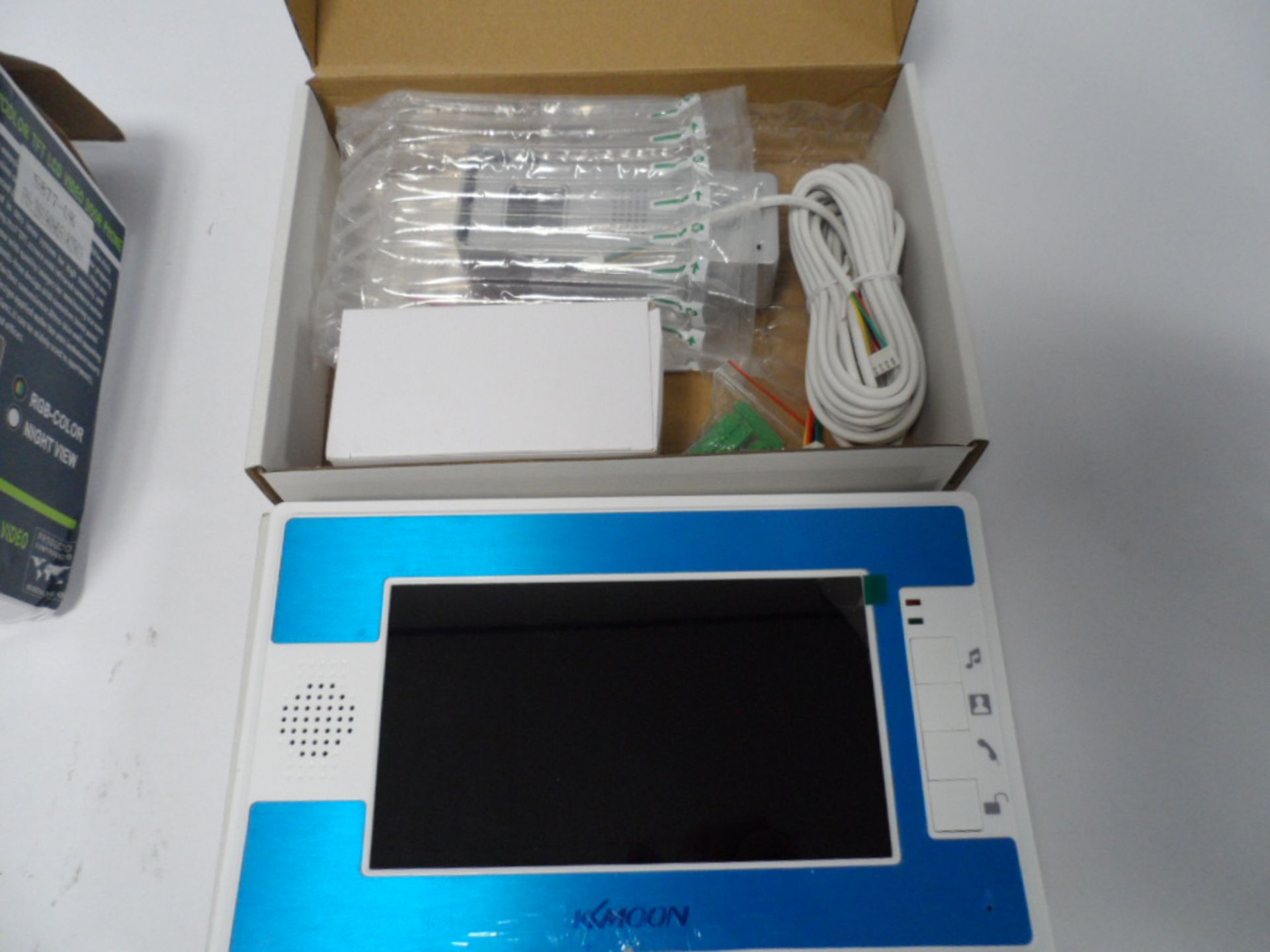 7'' colour tft lcd video door phone in box. - Image 2 of 2