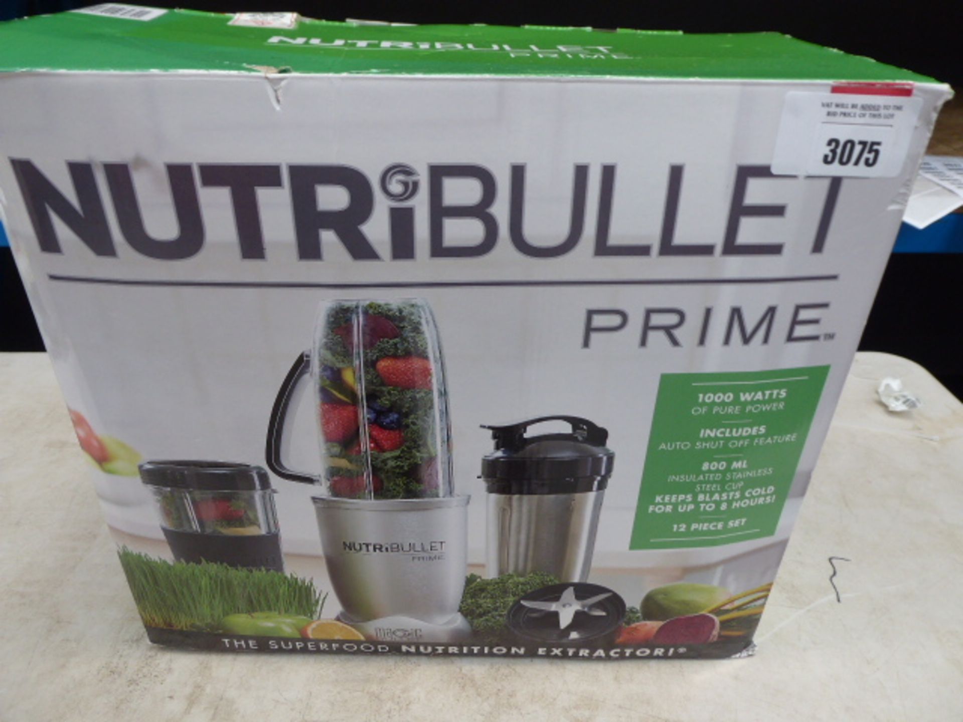 Boxed Nutri Bullet with attachment