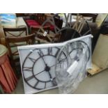 4 metal quartz wall clocks