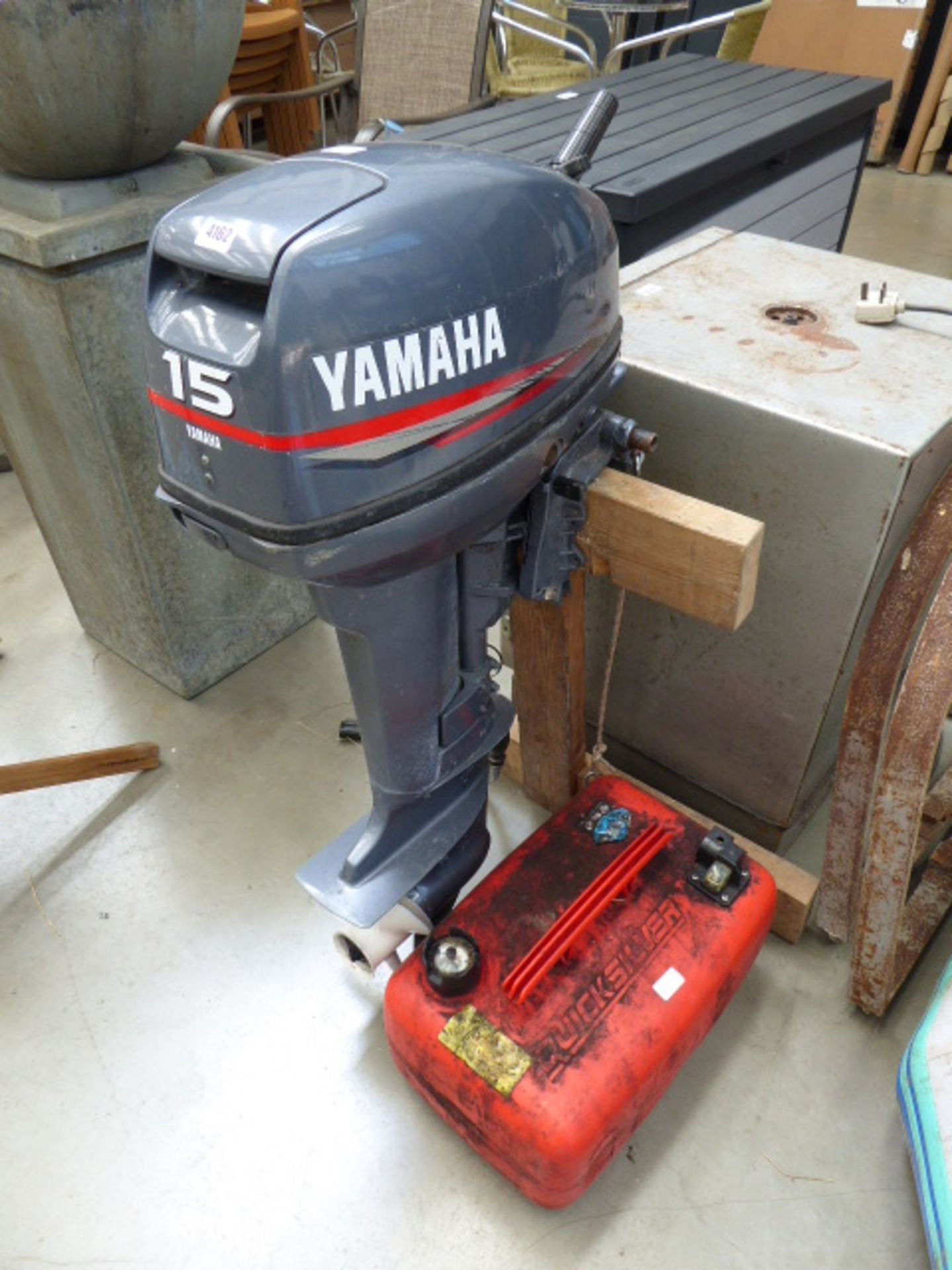 Yamaha 15 hp outboard engine,