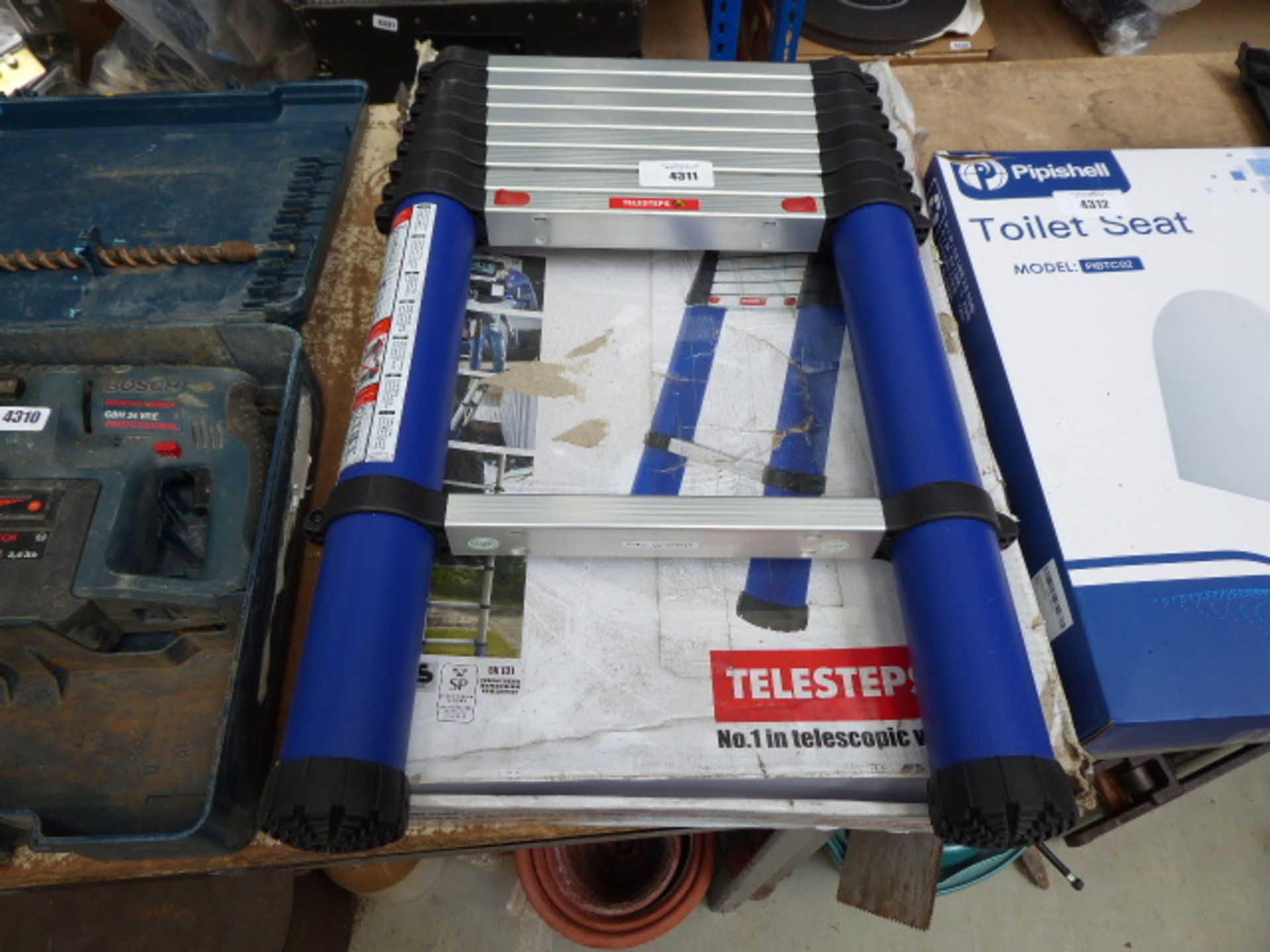 Telescopic ladder