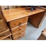 Pine single pedestal desk