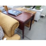 Victorian mahogany drop side table