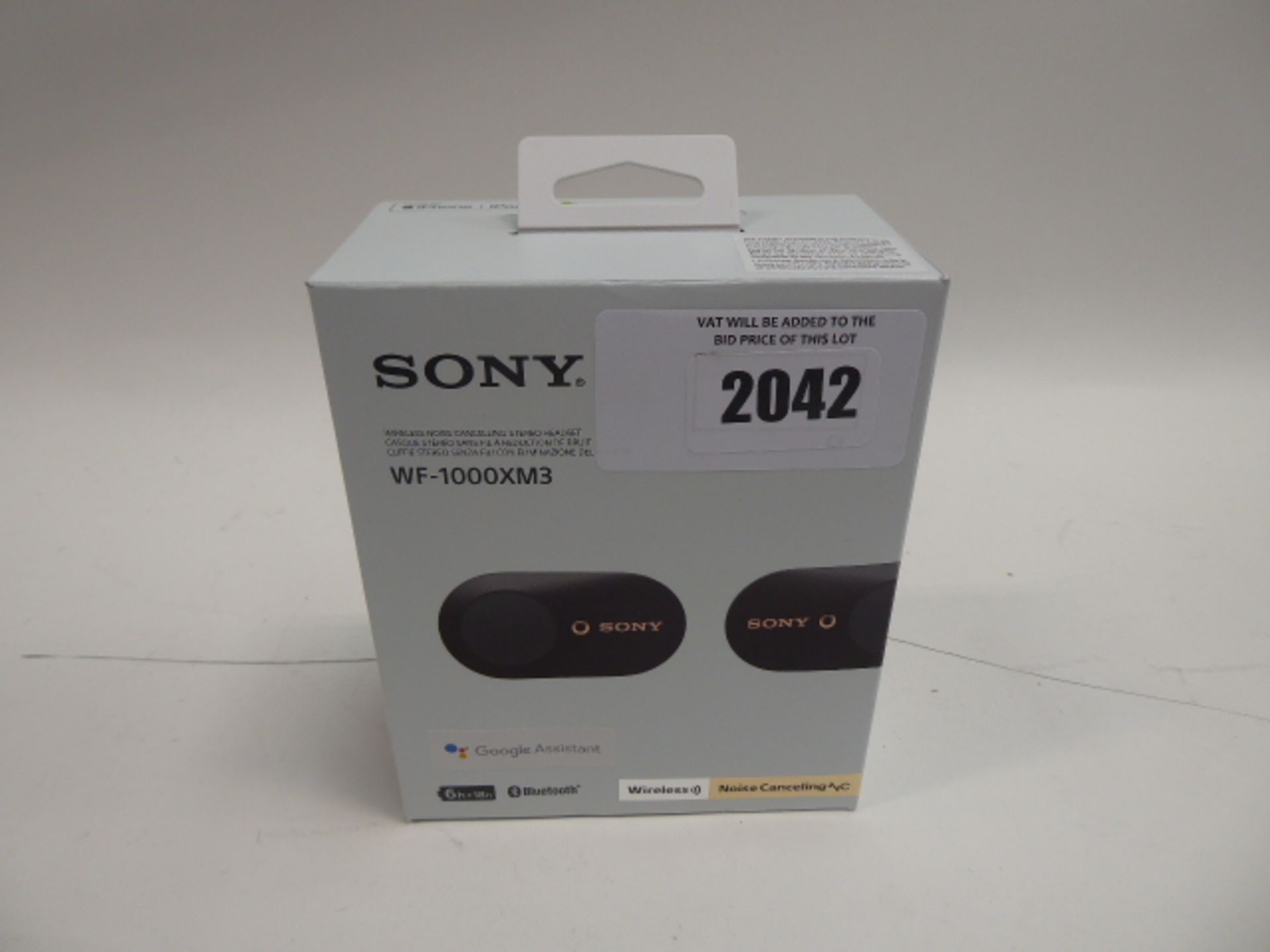 Sony WF-1000XM3 wireless noise cancelling earphones with box