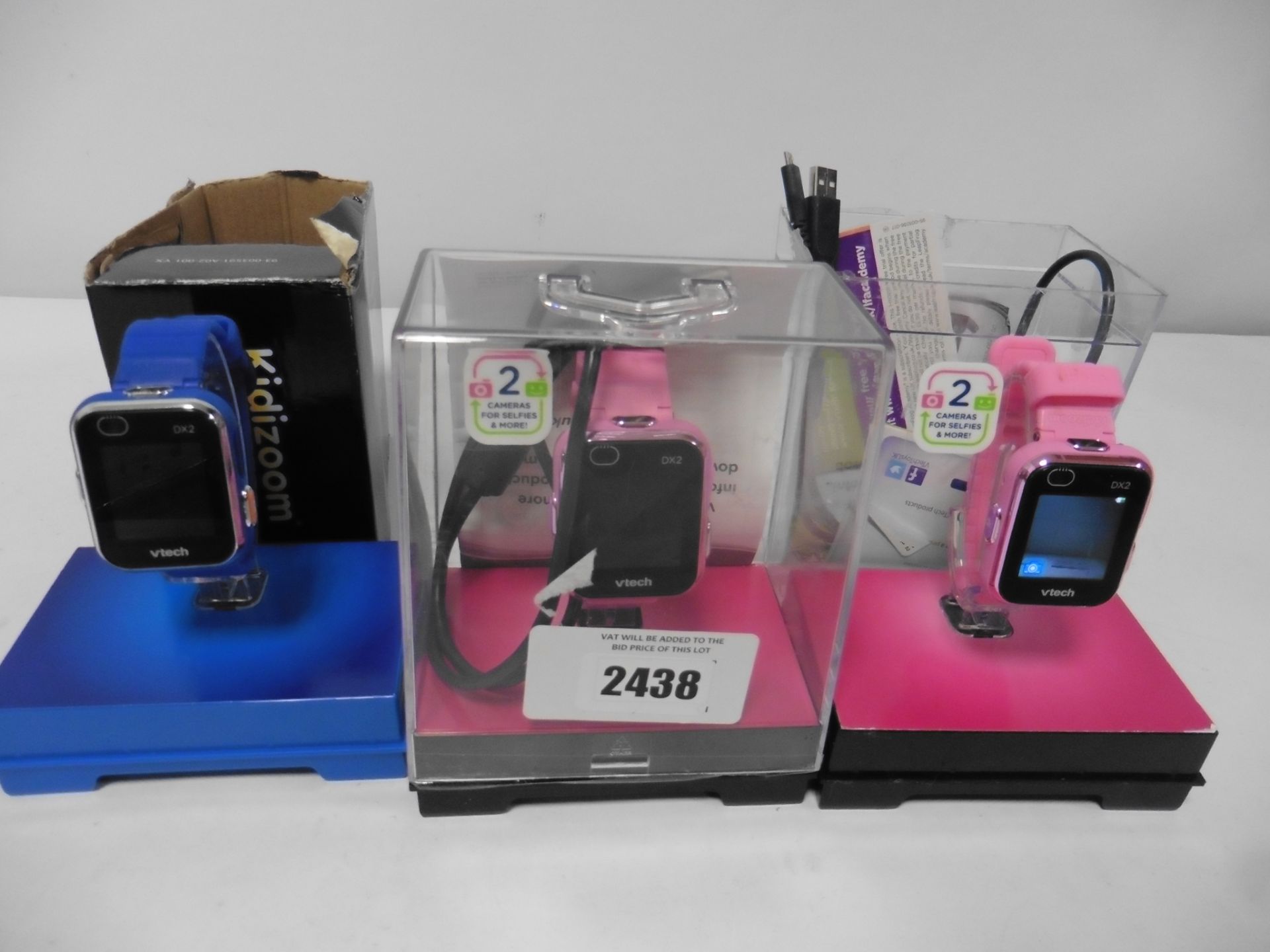 3 Vtech DX2 kidizoom smart watches