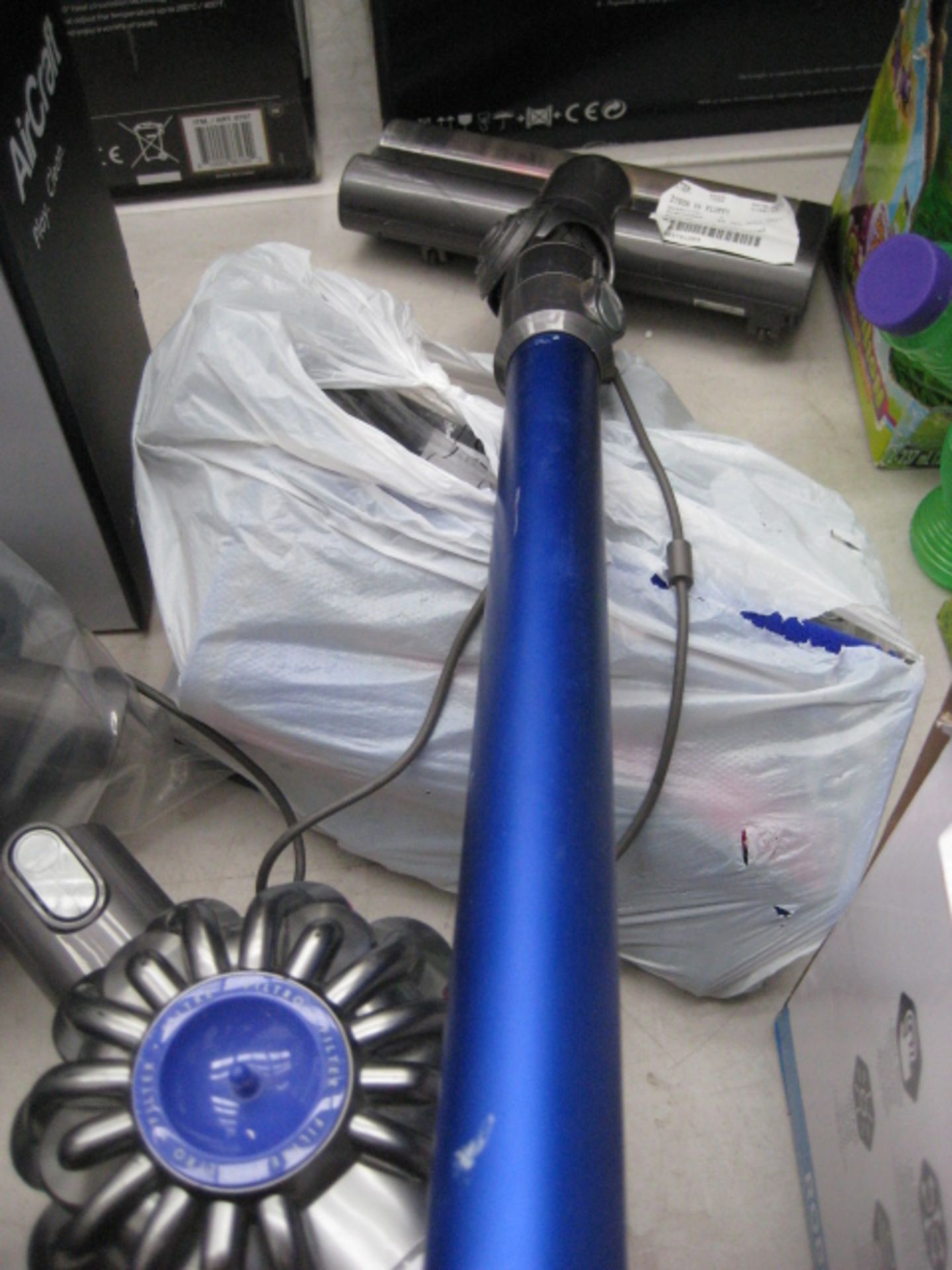 Handheld Dyson V6 Fluffy with docking station, charger, head, attachment and pole - Image 2 of 2