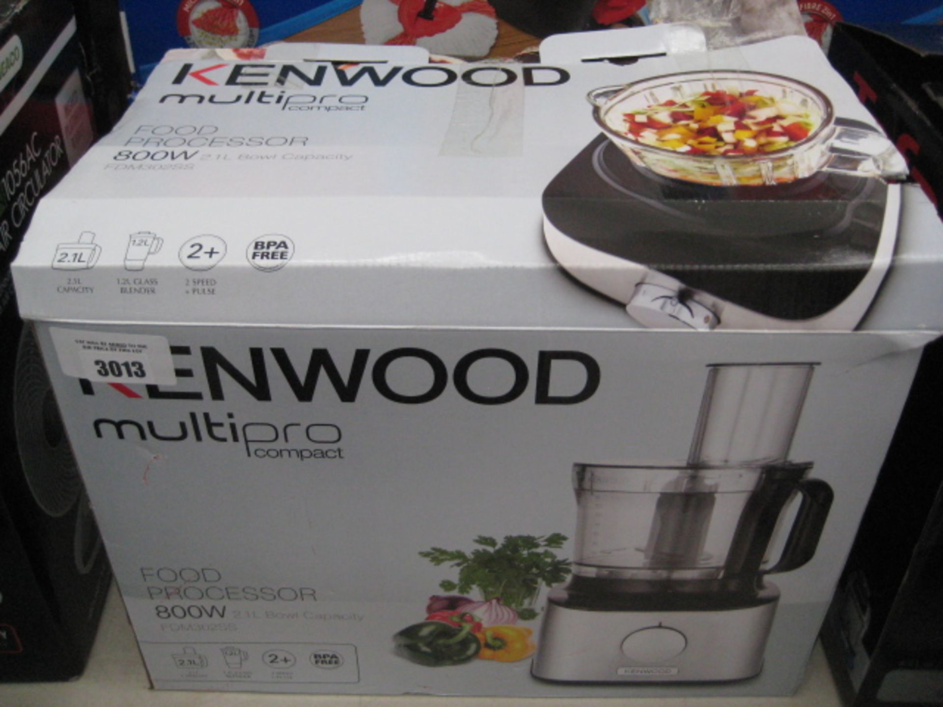 Boxed Kenwood 800 watt food processor