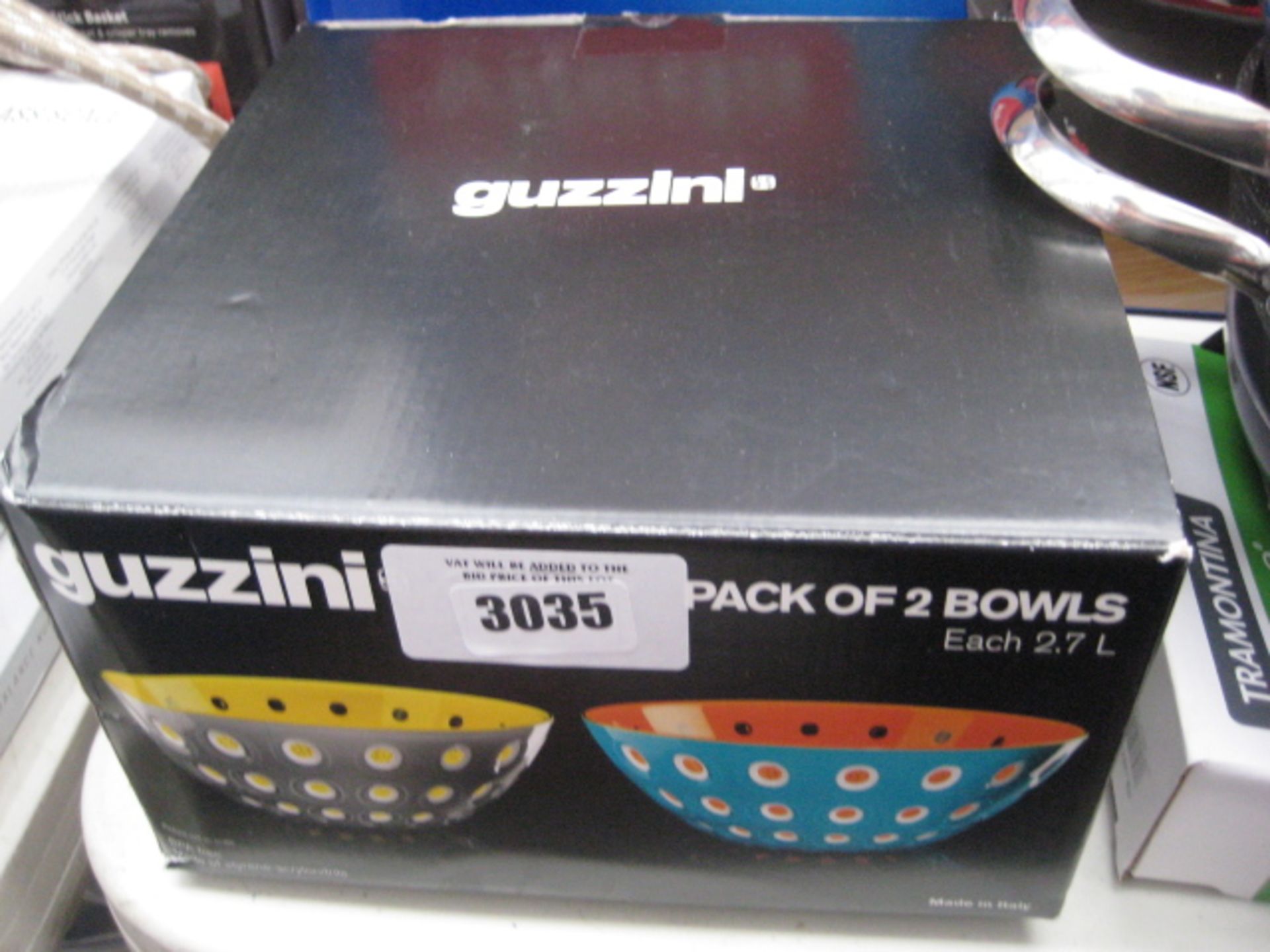 Box of Guzzini bowls