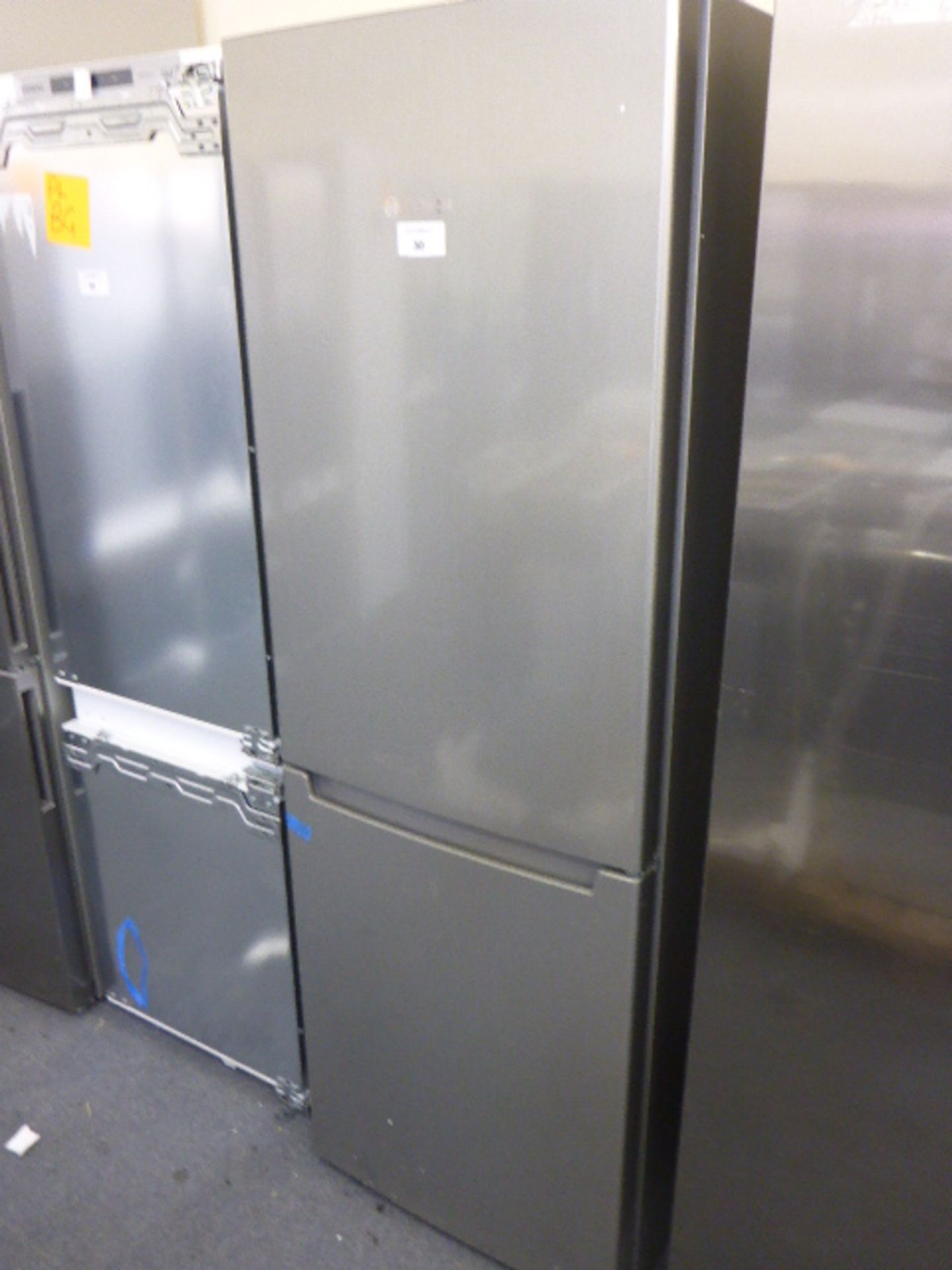 KGN33NLEAGB Bosch Free-standing fridge-freezer