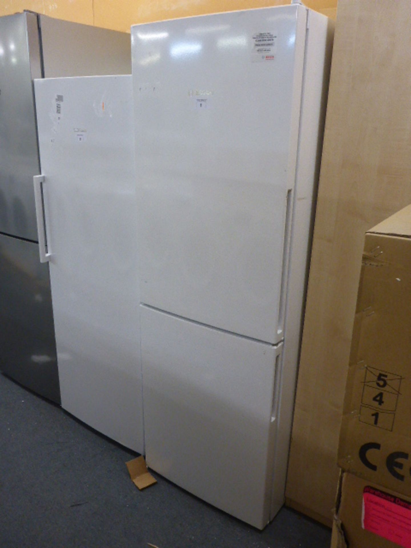 KGV33XW30GB Bosch Free-standing fridge-freezer