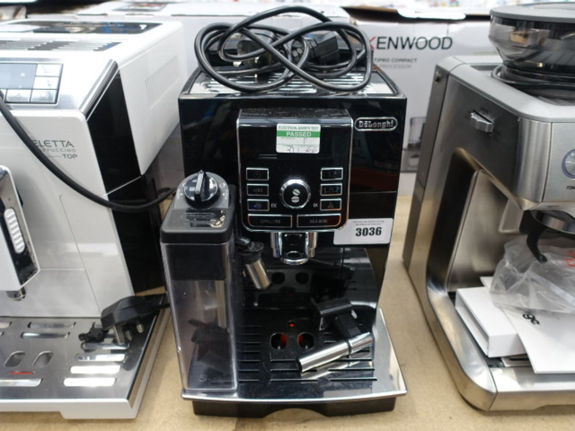 Unboxed Delonghi latte creamer system