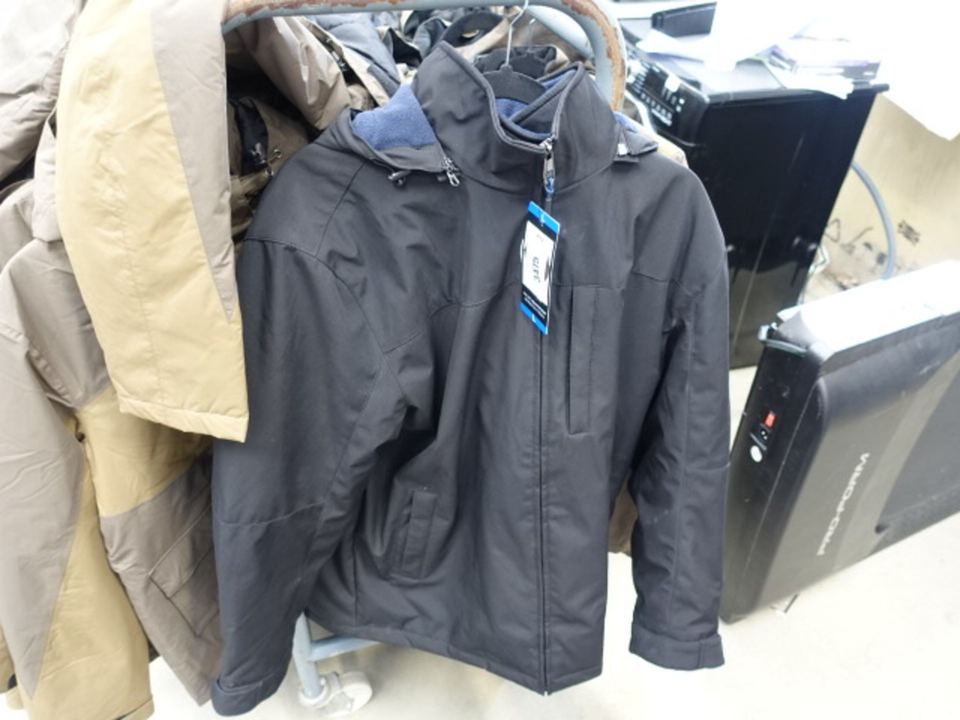 Full zipped hooded gents Weatherproof coat size L