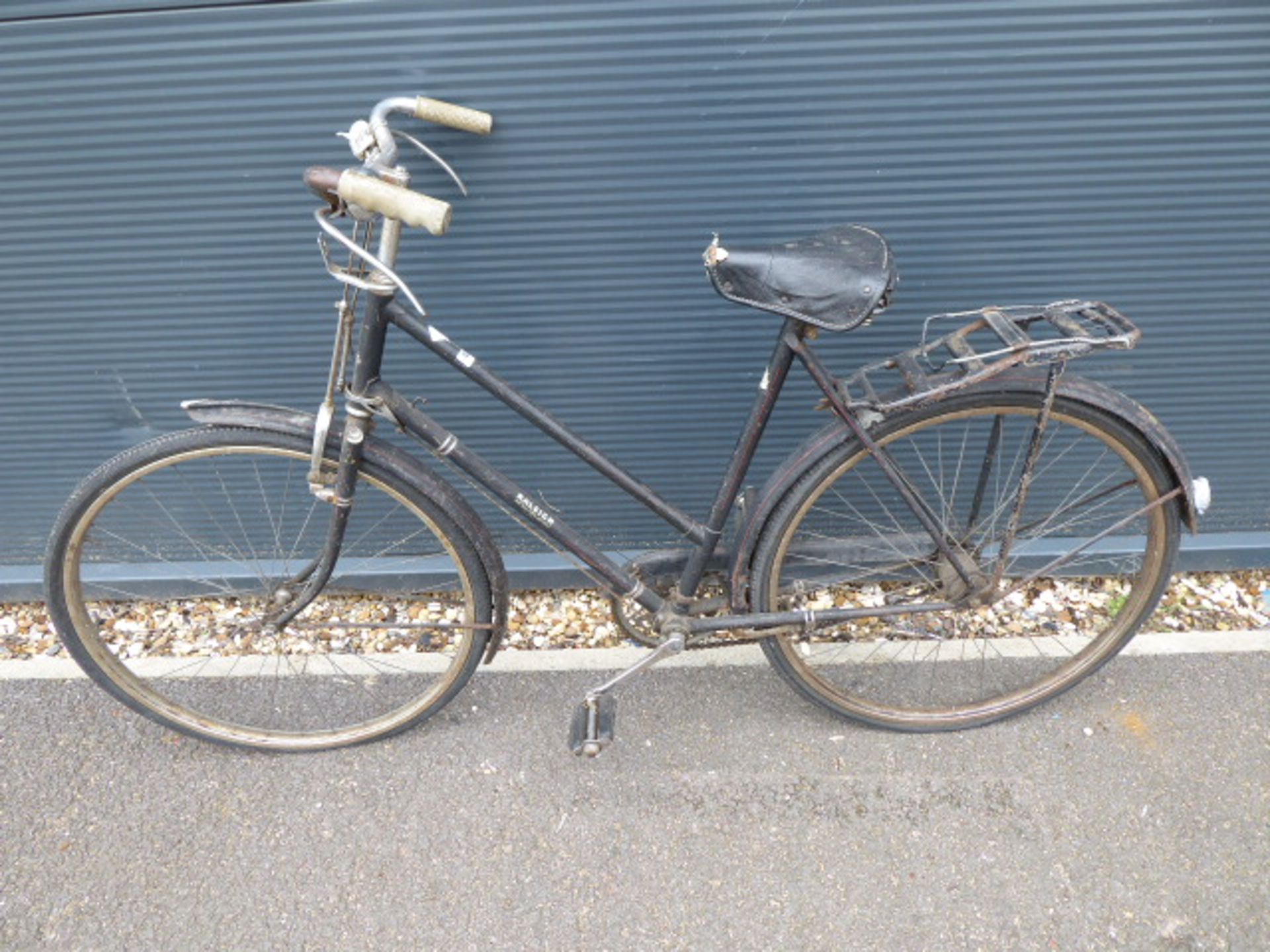 Vintage Raleigh ladies cycle