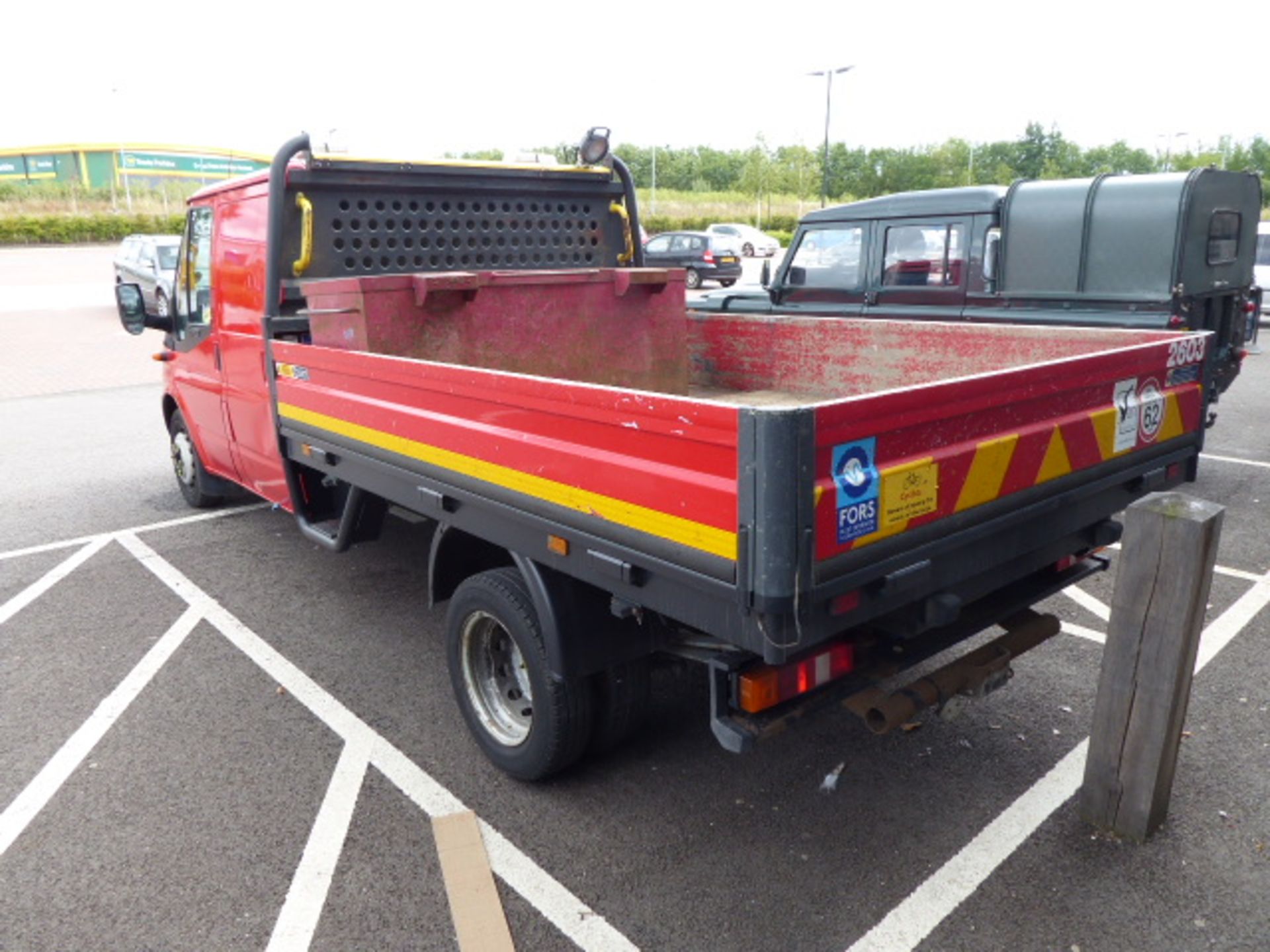 LO61 YWW (2011) Ford Transit 100 T350L D/C RWD, diesel in red/green MOT: 03/09/2020 - Image 4 of 10