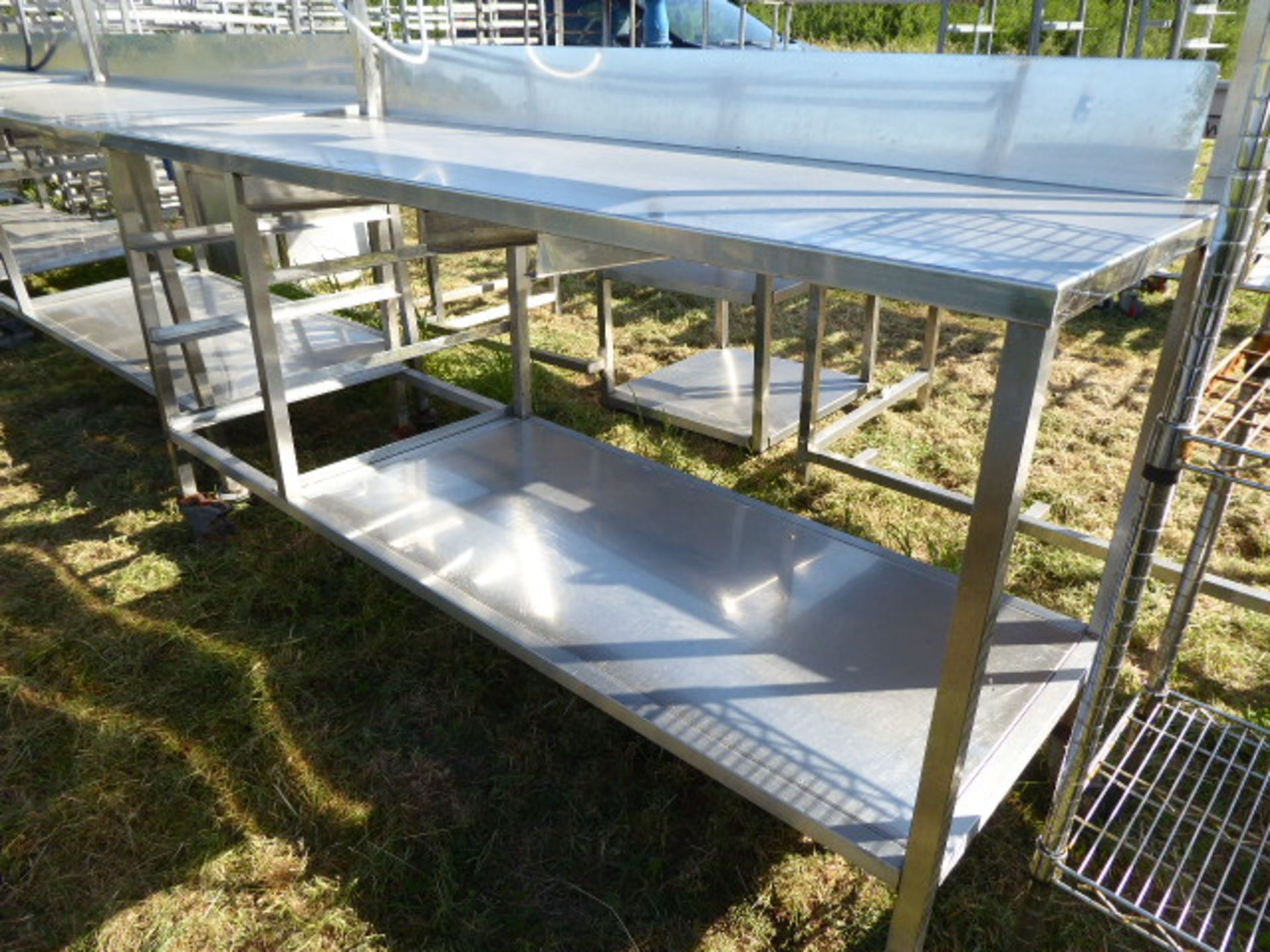 Stainless steel mobile food preparation station with 2 shelves over, shelf under space for trays, - Image 3 of 3