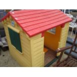 (1230) Plastic Little Tikes child playhouse