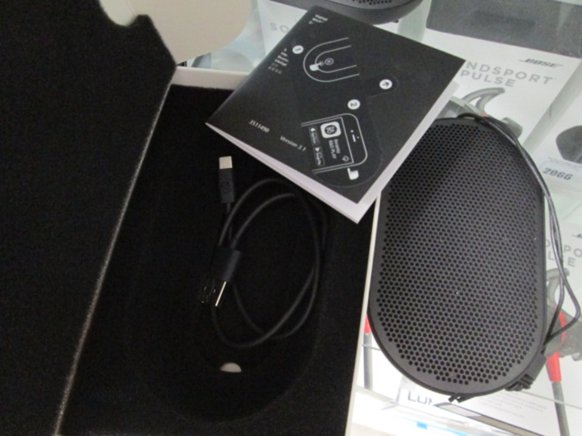 Bang & Olufsen P2 portable bluetooth speaker with box - Image 2 of 3