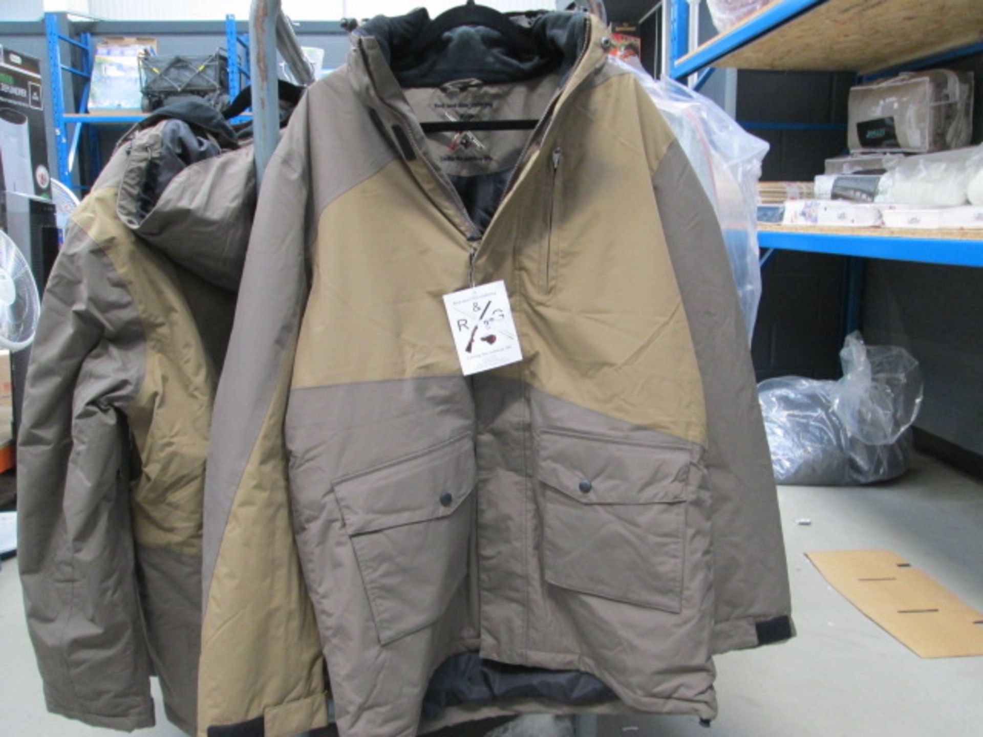3459 Rod and Gun full zip hooded coat size M