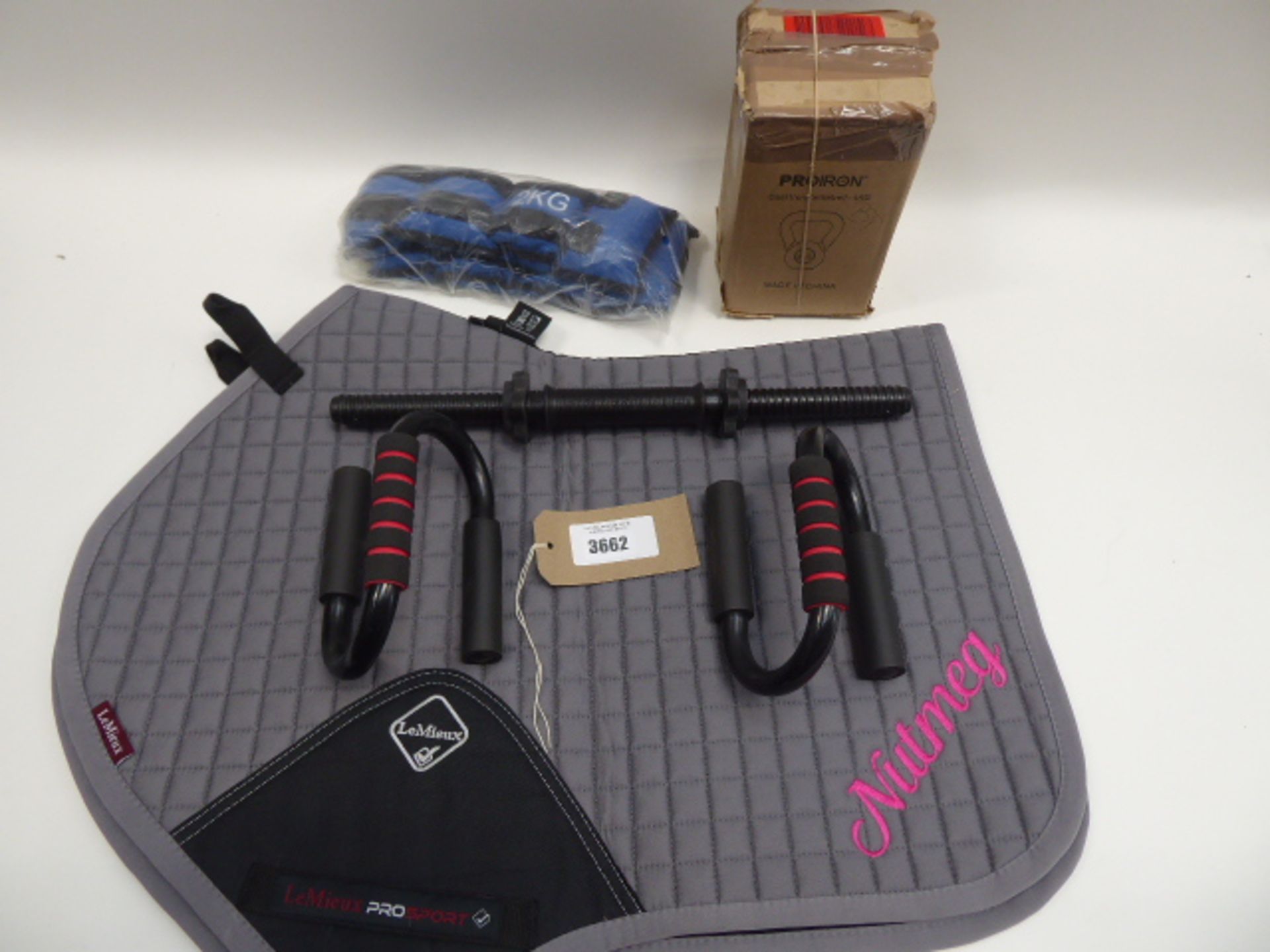LeMieux Prosport Suede Gp Square Saddlepad, press up handles, 4KG kettle bell, weighted wearable