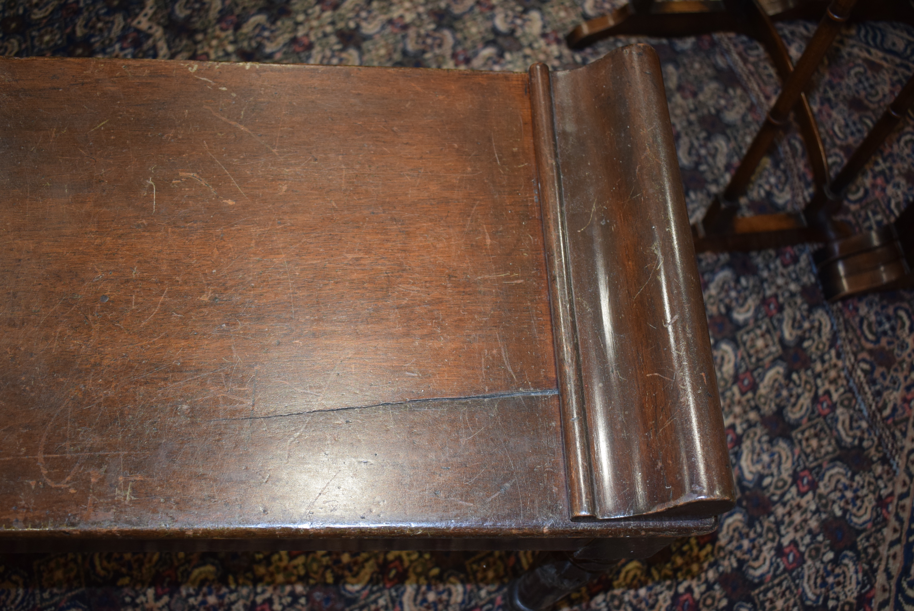 A late 19th century mahogany window seat with scrolled ends and turned legs with acanthus-leaf caps - Image 14 of 20