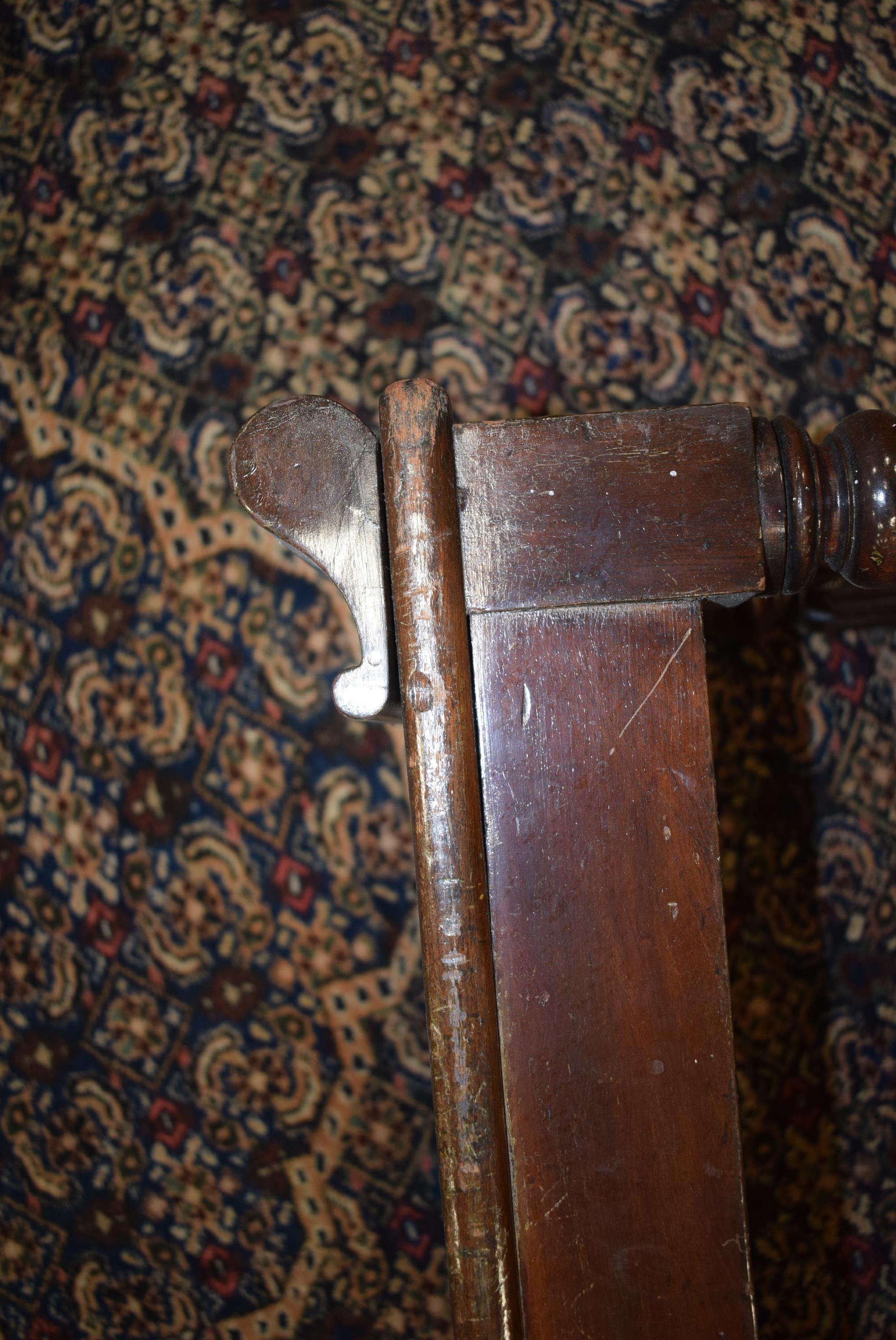 A late 19th century mahogany window seat with scrolled ends and turned legs with acanthus-leaf caps - Image 16 of 20