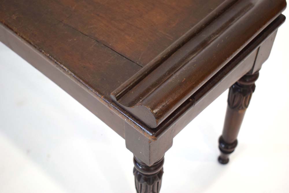 A late 19th century mahogany window seat with scrolled ends and turned legs with acanthus-leaf caps - Image 4 of 20