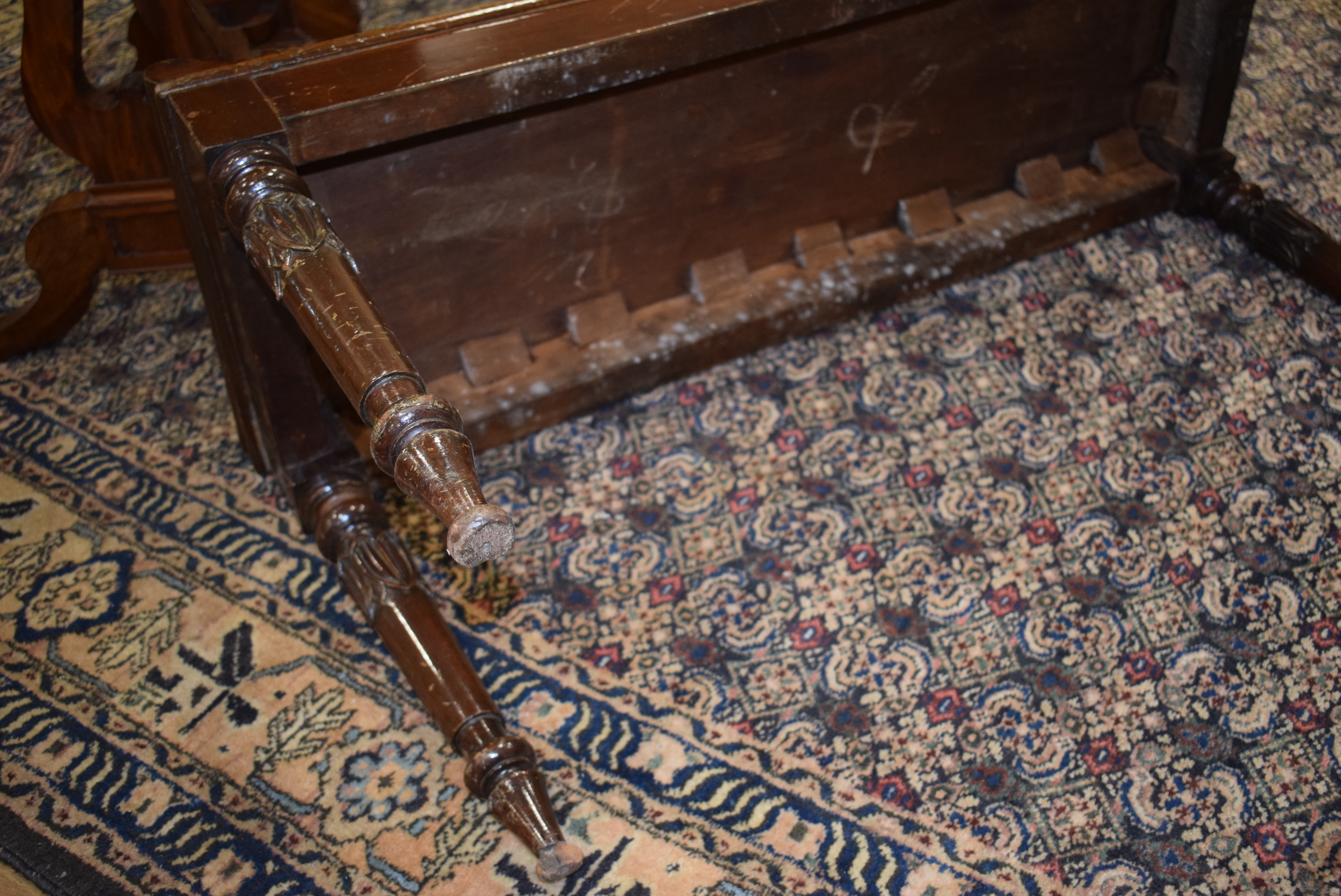 A late 19th century mahogany window seat with scrolled ends and turned legs with acanthus-leaf caps - Image 9 of 20