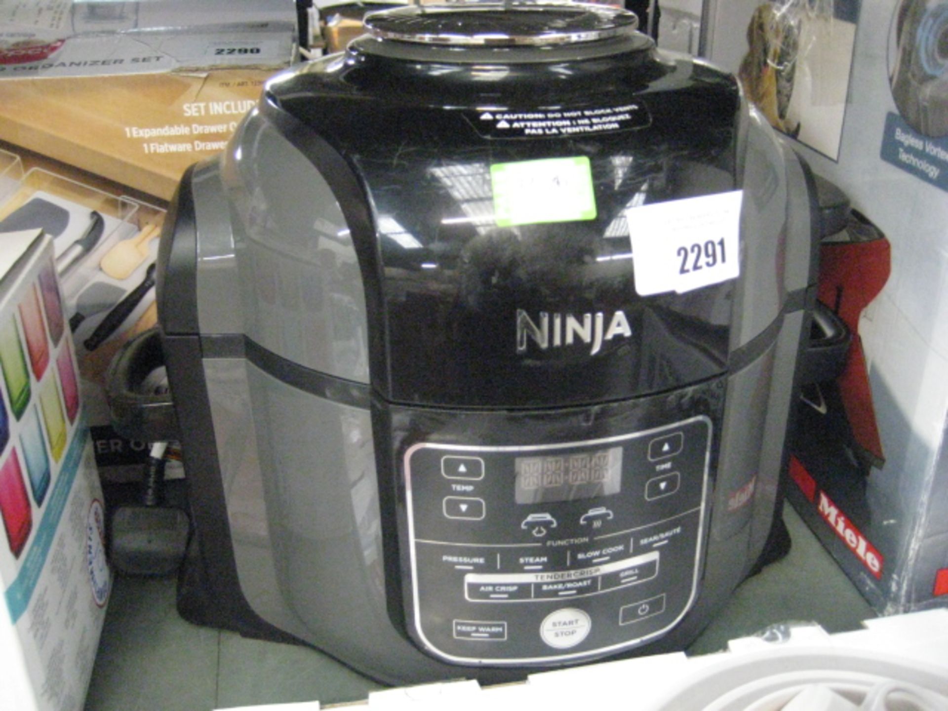(43) Ninja pressure cooker