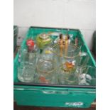 Crate of mixed glassware incl. clock