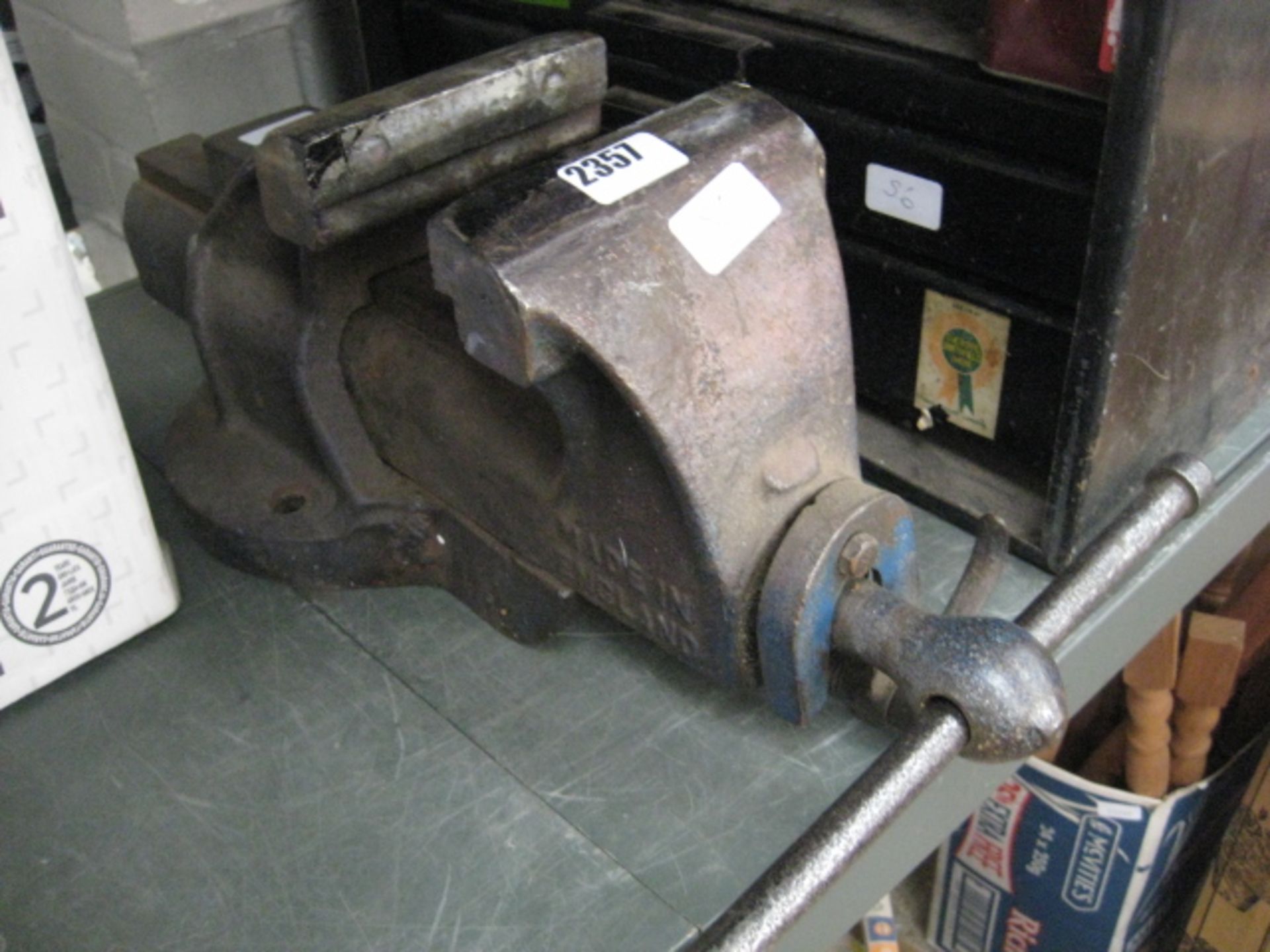 Large Record No. 35 bench vice