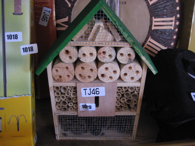 (1079) Insect hotel