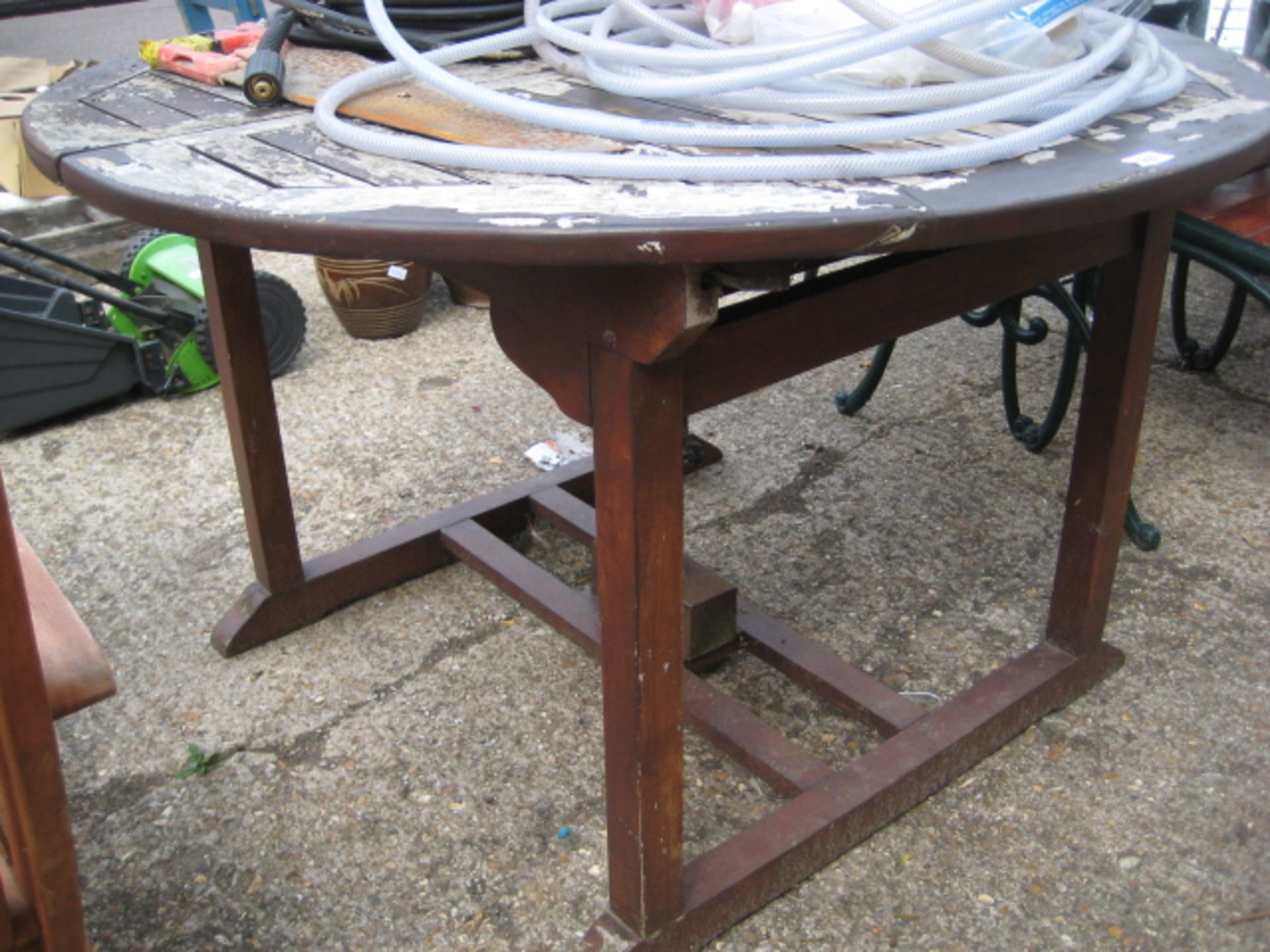 (1243) Circular wooden garden table