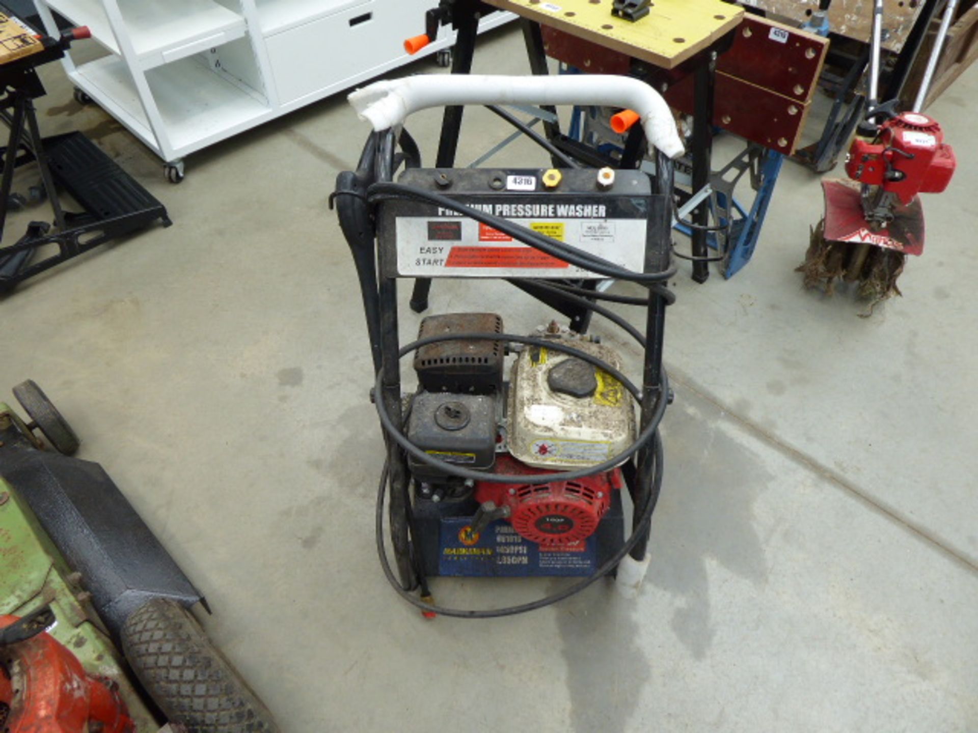 Marksmen petrol powered pressure washer with hose and lance