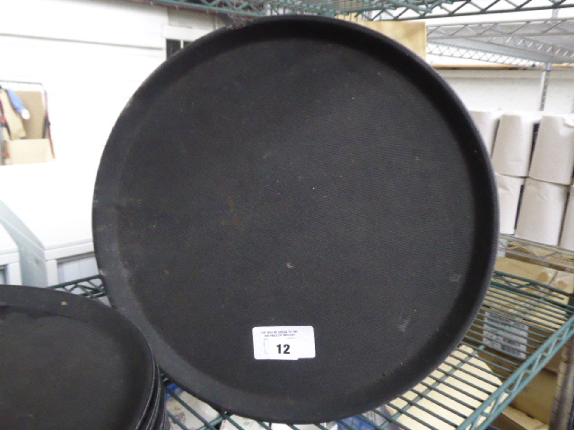 12 40cm rubber circular trays - Image 2 of 2