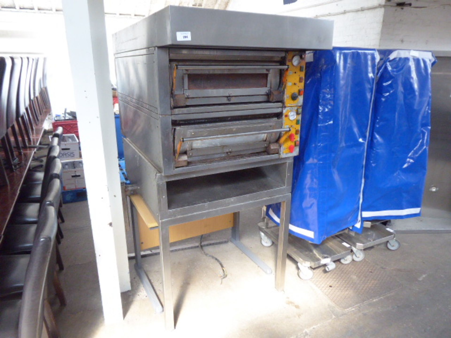 90cm electric Zanolli twin deck pizza oven on part stand