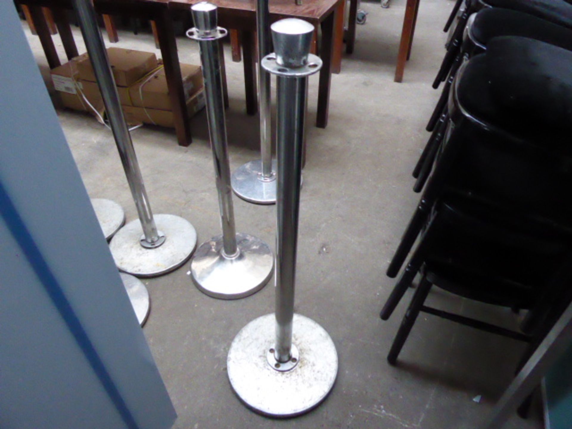 9 stainless steel bollards with a large number of associated metal bars plus 3 small boxes with - Image 2 of 3