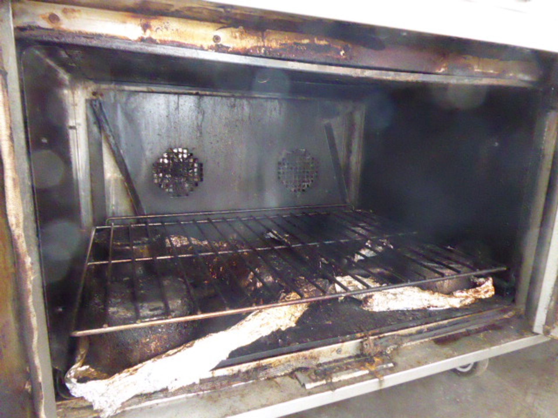 90cm gas Lincat 6 burner cooker with 2 door oven under - Image 3 of 3