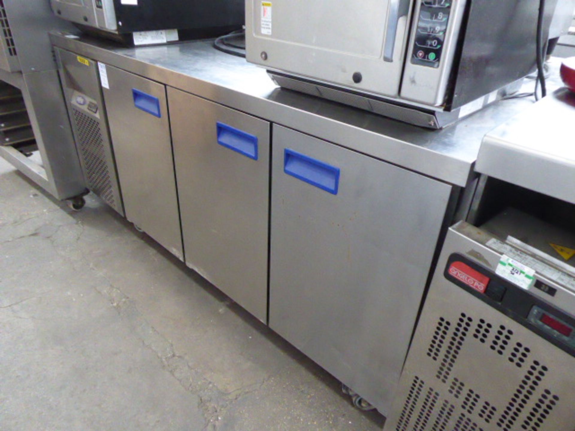 180cm MPS counter fridge with 3 door cupboard under on casters