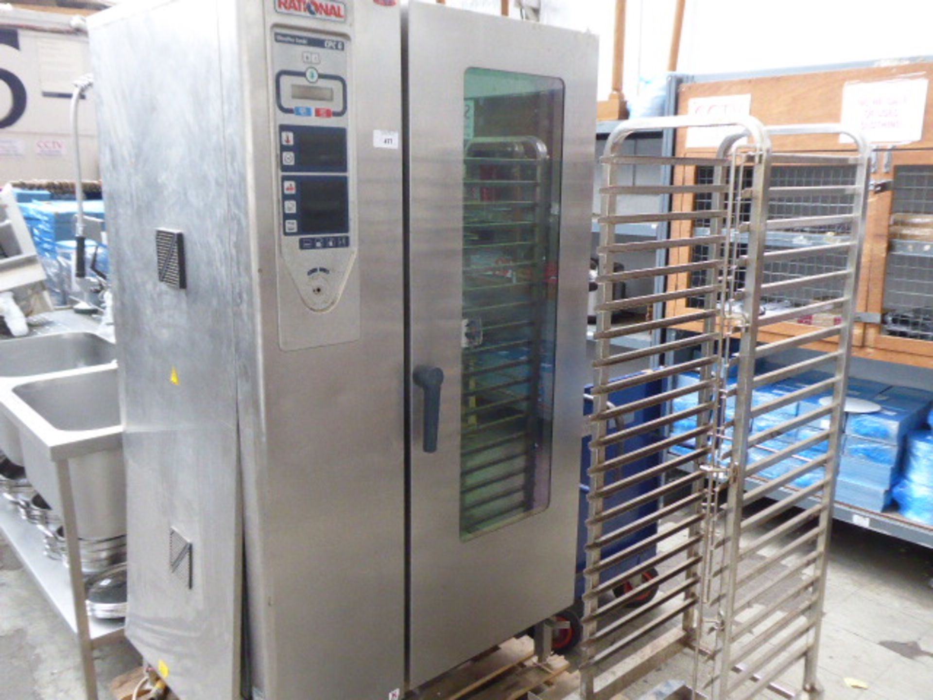 100cm gas Rational Climba Plus CPCG 20 grid combination oven with an associated 20 grid walk in