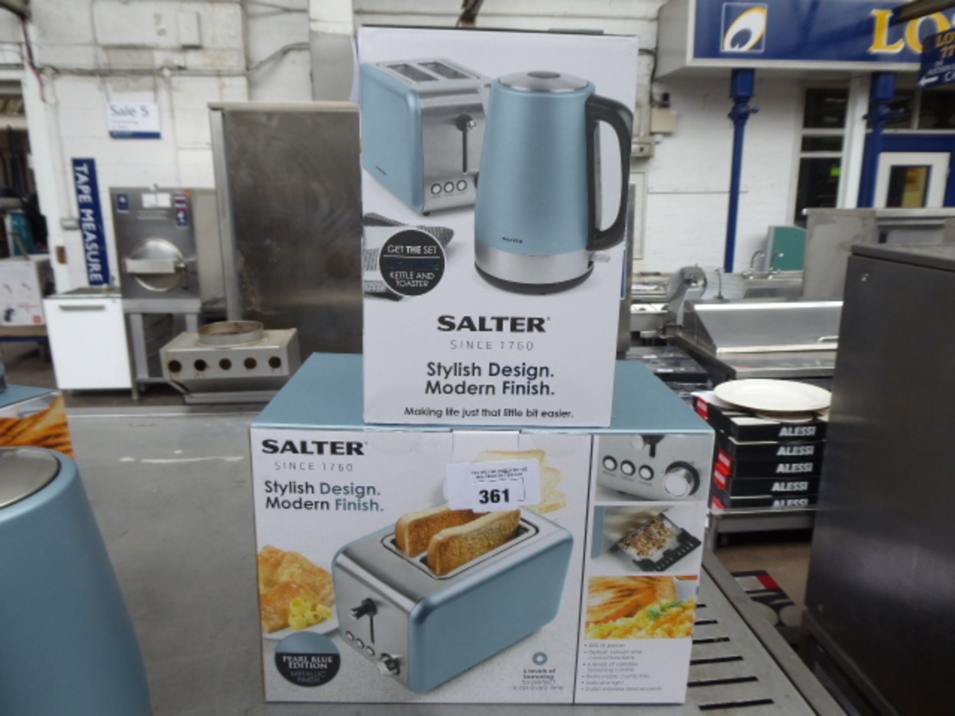 Salter 2 slice toaster with kettle set