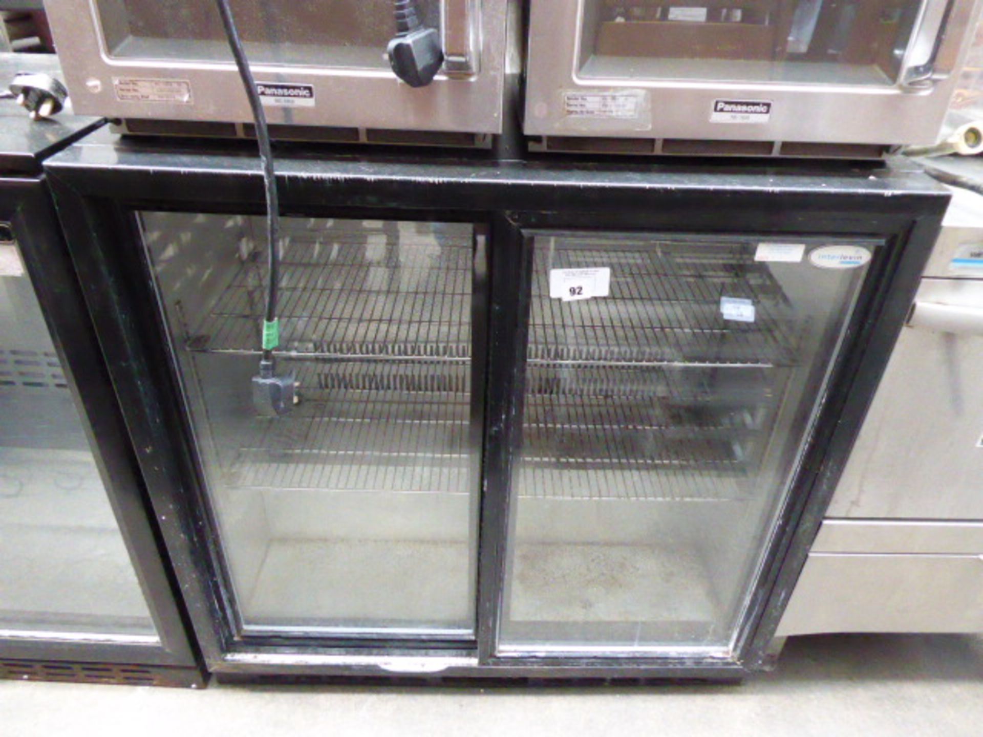 A 90cm Interlevin under counter 2 door display fridge (113)