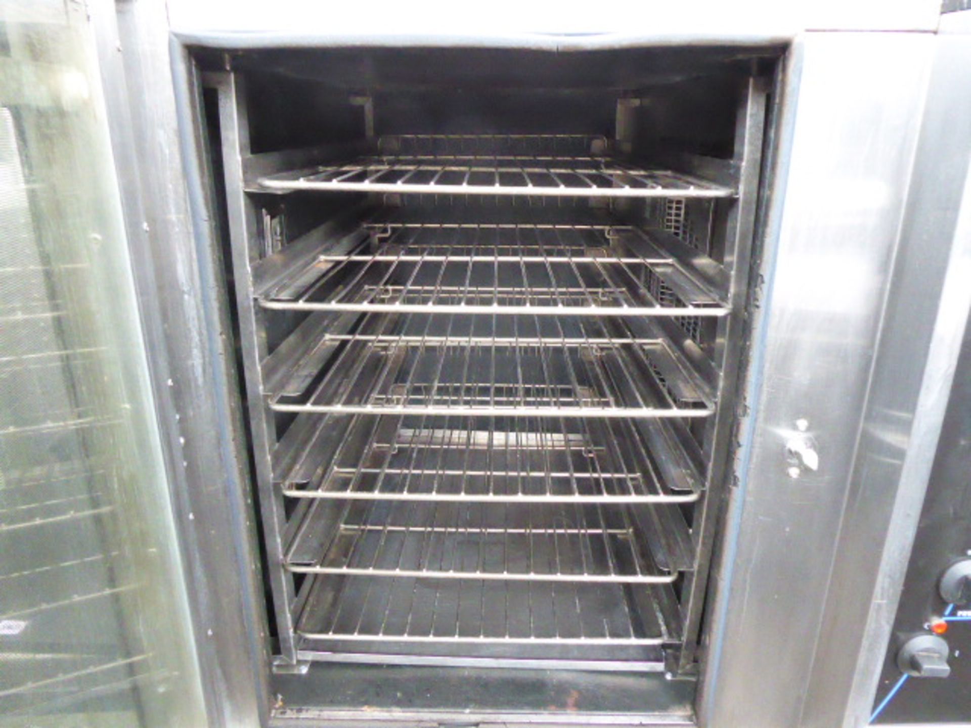 216 (SN) 85cm Blue Seal turbo fan 35 electric oven on mobile stand - Image 3 of 3
