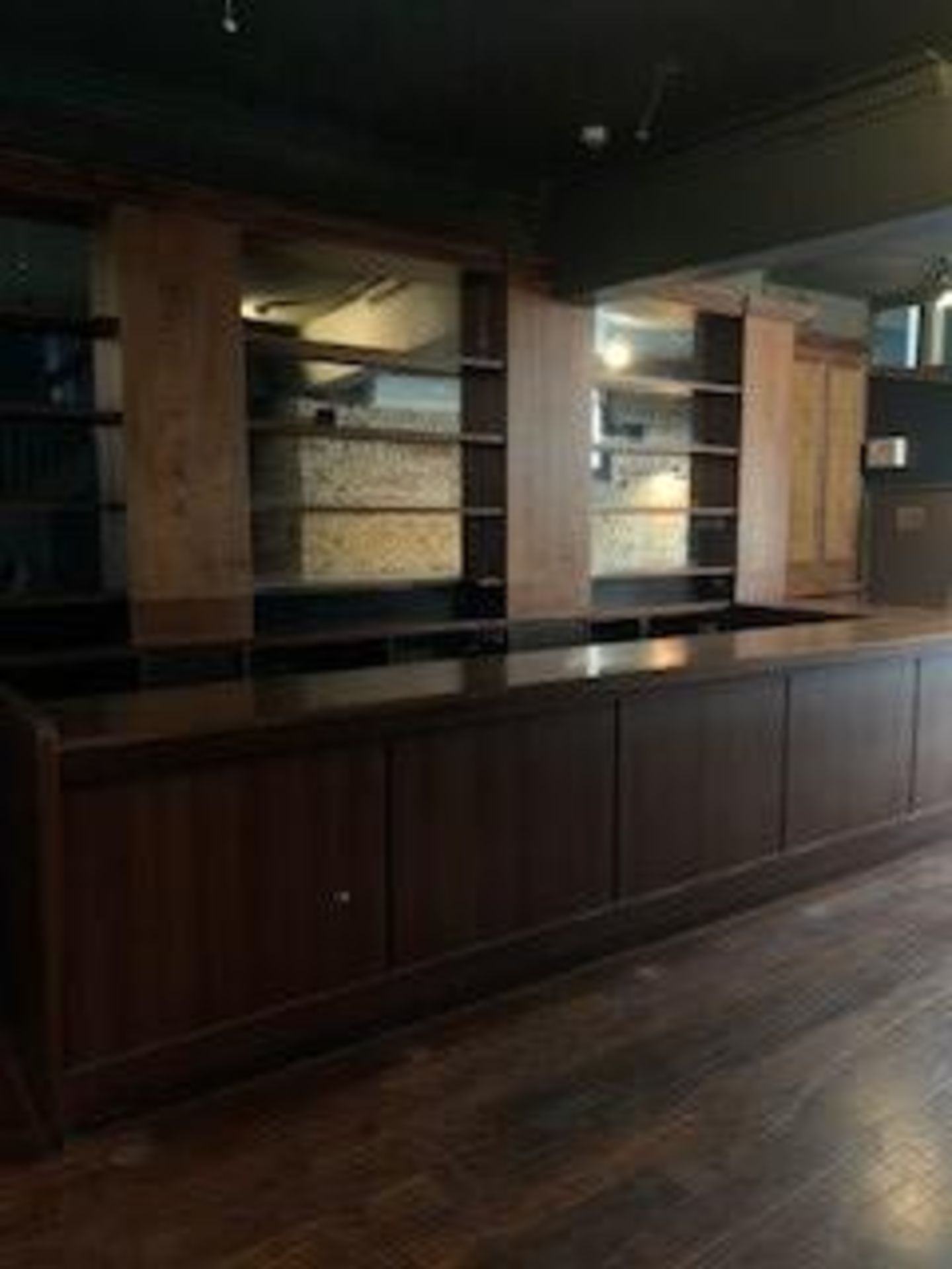 A large bespoke bar and back bar. The bar measuring approx. 5 m in length - Image 3 of 4