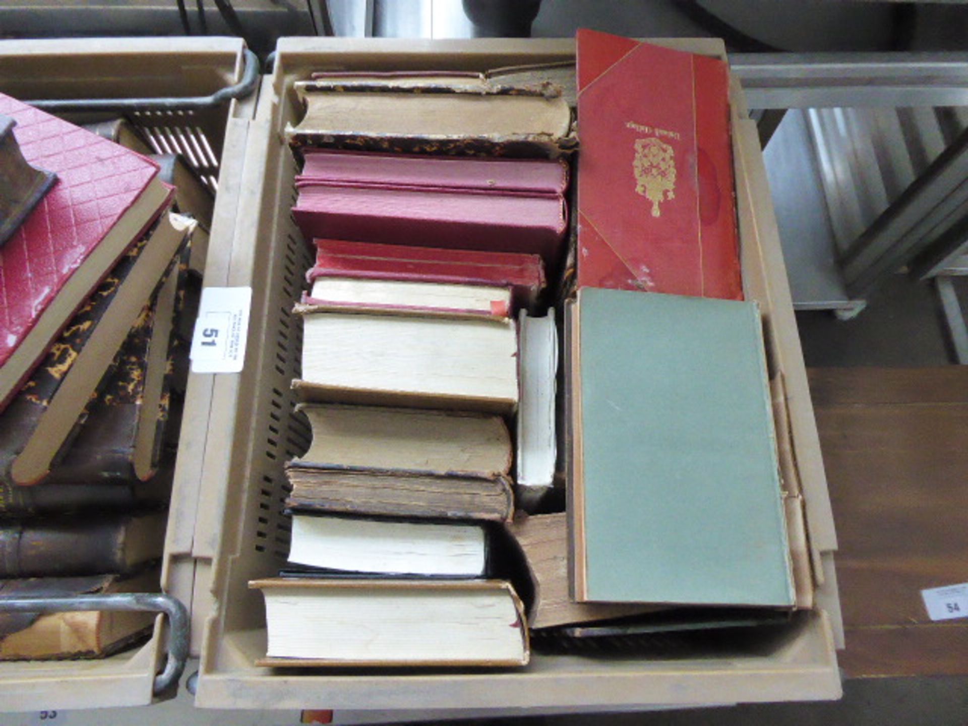 6 plastic stacking crates with assorted hardback books - Image 3 of 4